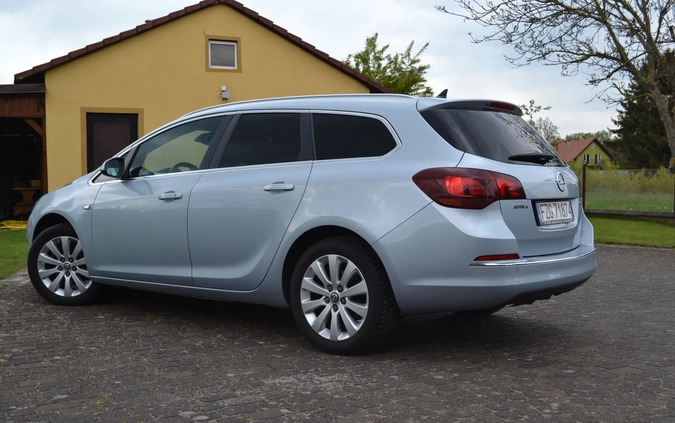 Opel Astra cena 25600 przebieg: 226000, rok produkcji 2014 z Iłowa małe 407